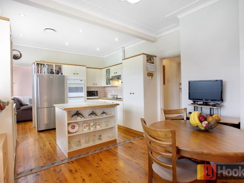 25 Heather Street, Girraween NSW 2145