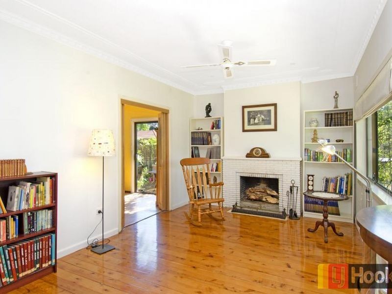 21 Barangaroo Road, Toongabbie NSW 2146