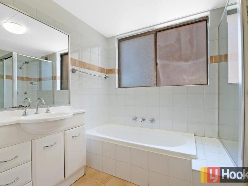 16/227-231 Targo Rd, Girraween NSW 2145