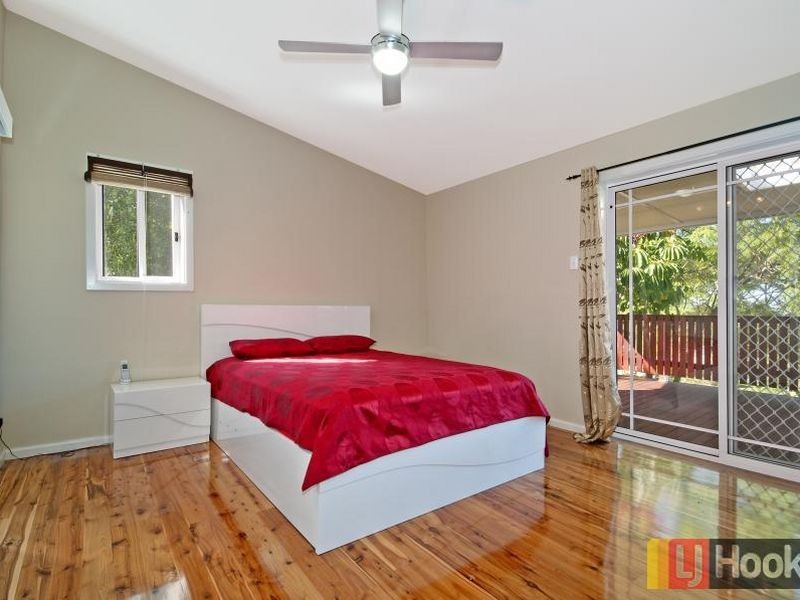 16 Constitution Road, Constitution Hill NSW 2145