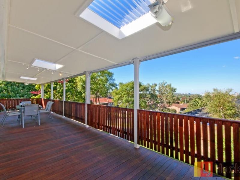 16 Constitution Road, Constitution Hill NSW 2145