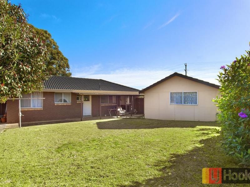 7 Rudolf Road, Seven Hills NSW 2147