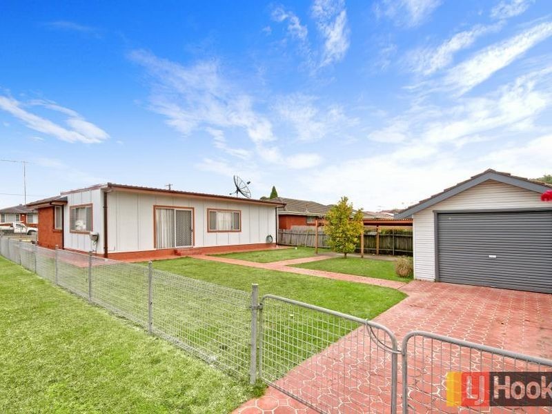 13 Ancona Avenue, Toongabbie NSW 2146