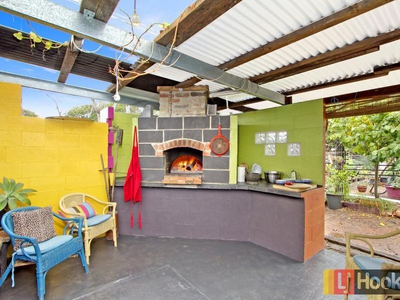 64 Portico Parade, Toongabbie NSW 2146