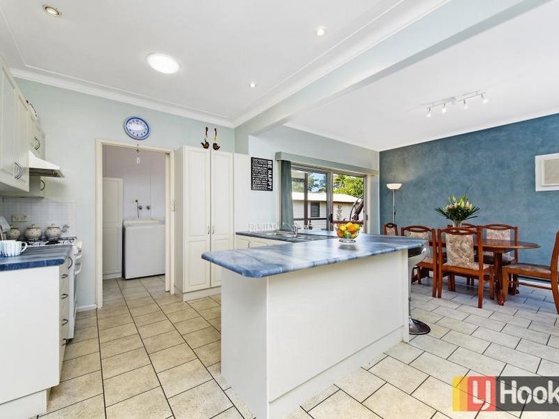 113 Fitzwilliam Road, Toongabbie NSW 2146