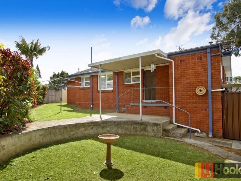 2 Laloki Street, Seven Hills NSW 2147
