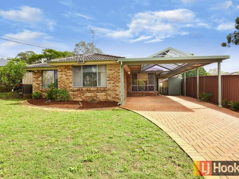 10 Valparaiso Avenue, Toongabbie NSW 2146