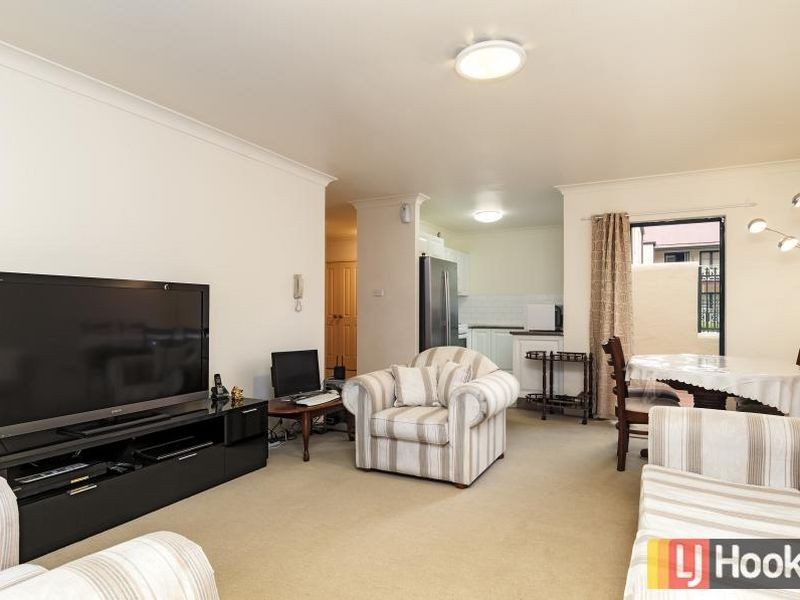 7/38 Cooyong Crescent, Toongabbie NSW 2146