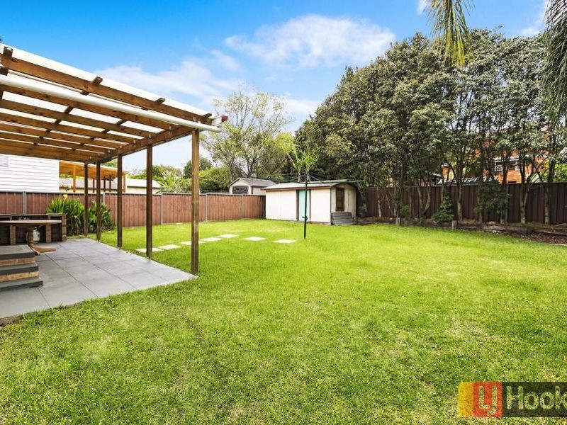 10 Preston Road, Old Toongabbie NSW 2146