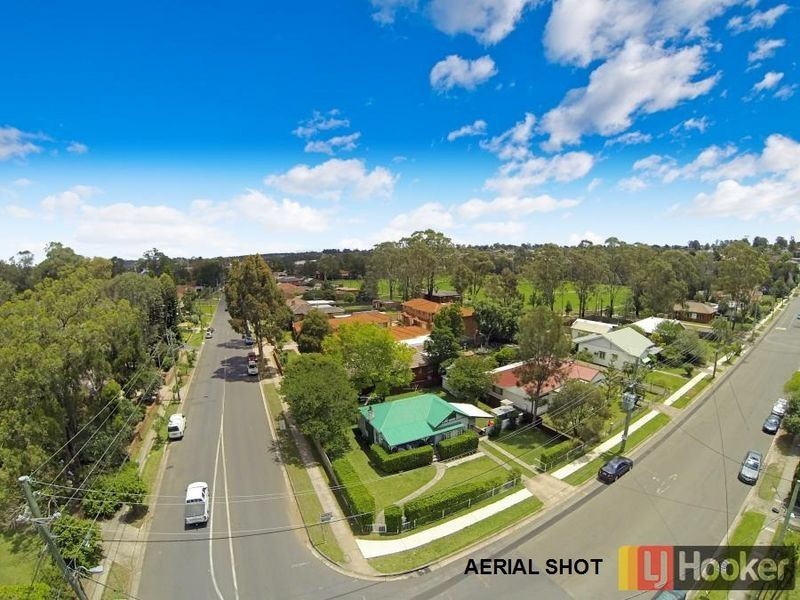 2 Octavia Street, Toongabbie NSW 2146