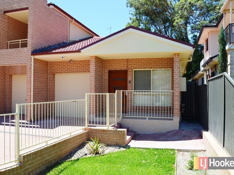 3 Macklin Street, Pendle Hill NSW 2145