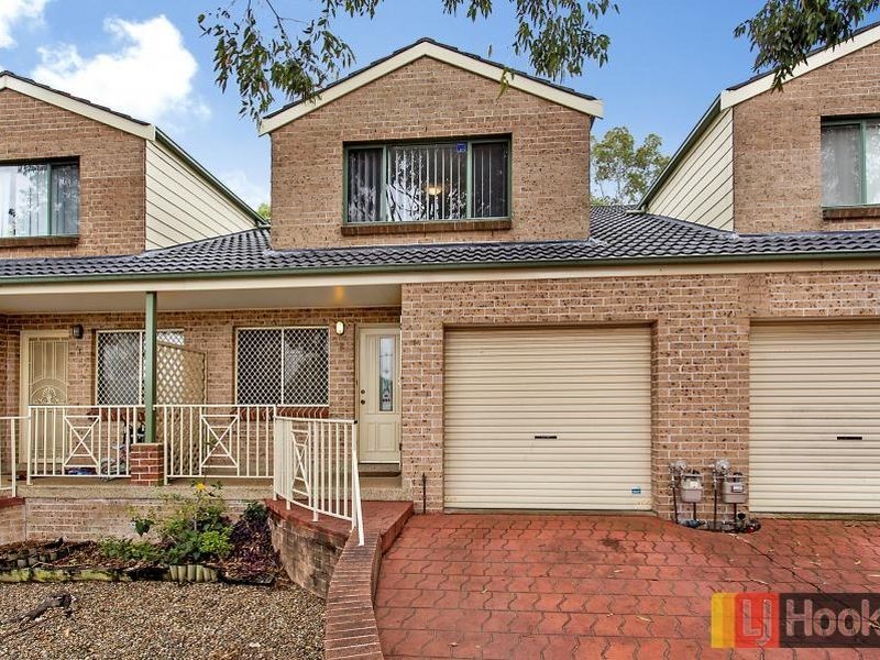 2/39-41 Metella Road, Toongabbie NSW 2146