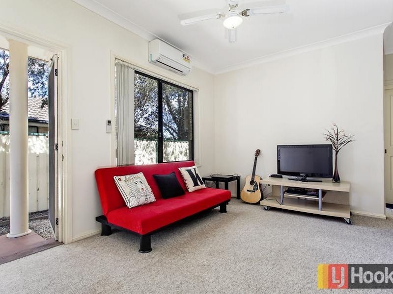 2/61 Targo Road, Girraween NSW 2145