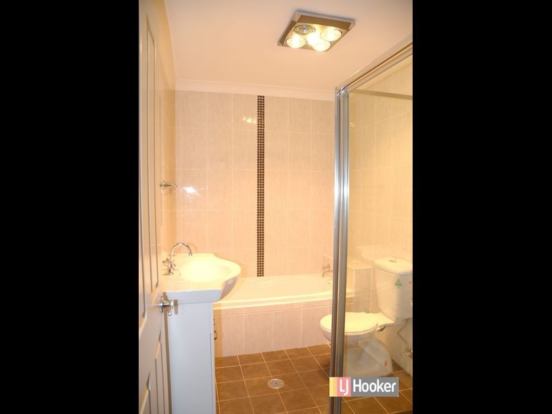 23A Collins Street, Pendle Hill NSW 2145