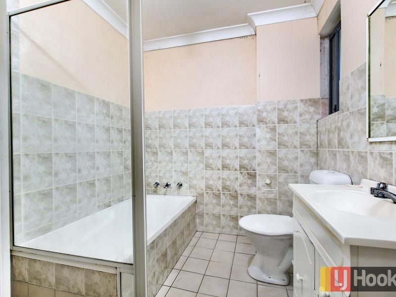 24/245 Targo Road, Toongabbie NSW 2146