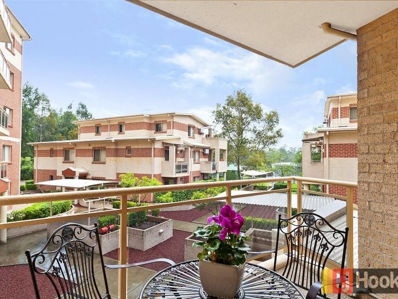 21/2 Wentworth Avenue, Toongabbie NSW 2146