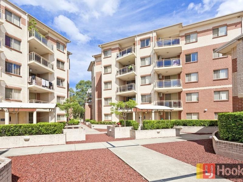 21/2 Wentworth Avenue, Toongabbie NSW 2146