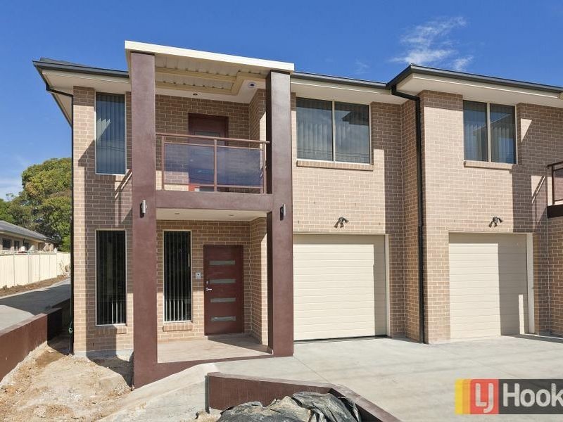 2/55 Oramzi Road, Girraween NSW 2145