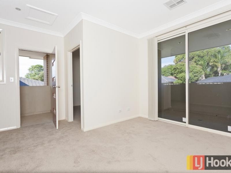 2/55 Oramzi Road, Girraween NSW 2145
