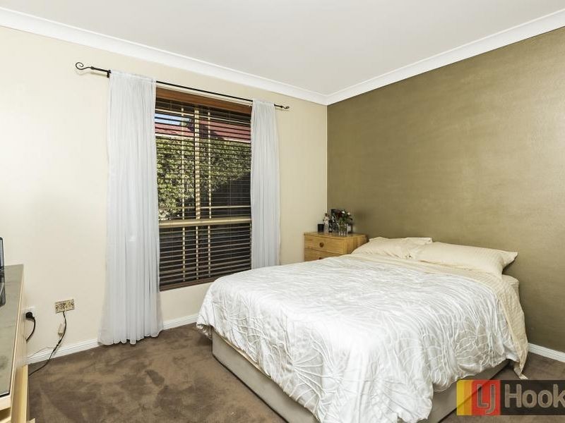 4/187 Targo Road, Girraween NSW 2145