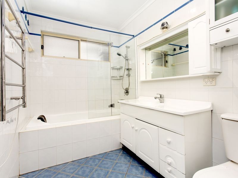 2 Potter Street, Old Toongabbie NSW 2146