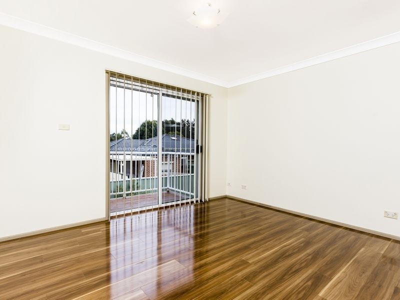 2/131 Toongabbie Road, Toongabbie NSW 2146