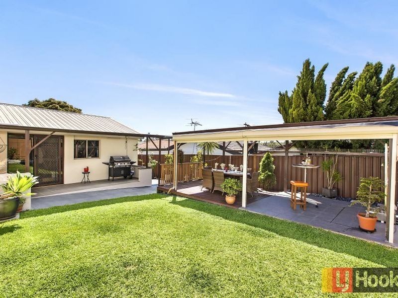 49 Valparaiso Avenue, Toongabbie NSW 2146