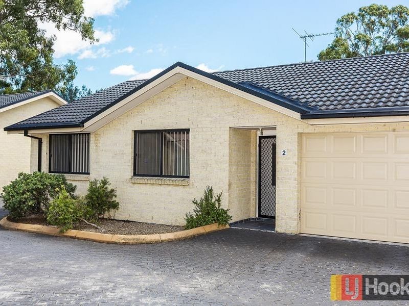 2/6 Dallas Place, Toongabbie NSW 2146