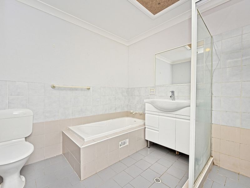 17/240-242 Targo Road, Toongabbie NSW 2146