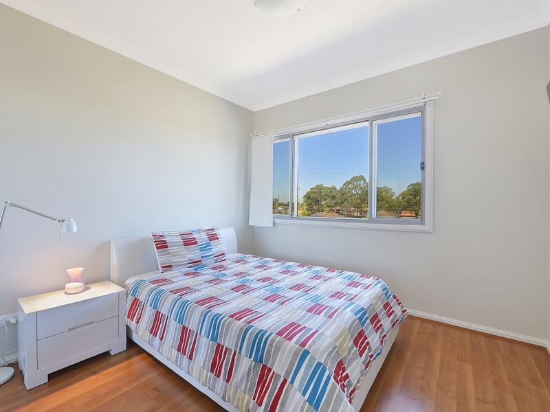 2/73 Woodpark Road, Woodpark NSW 2164