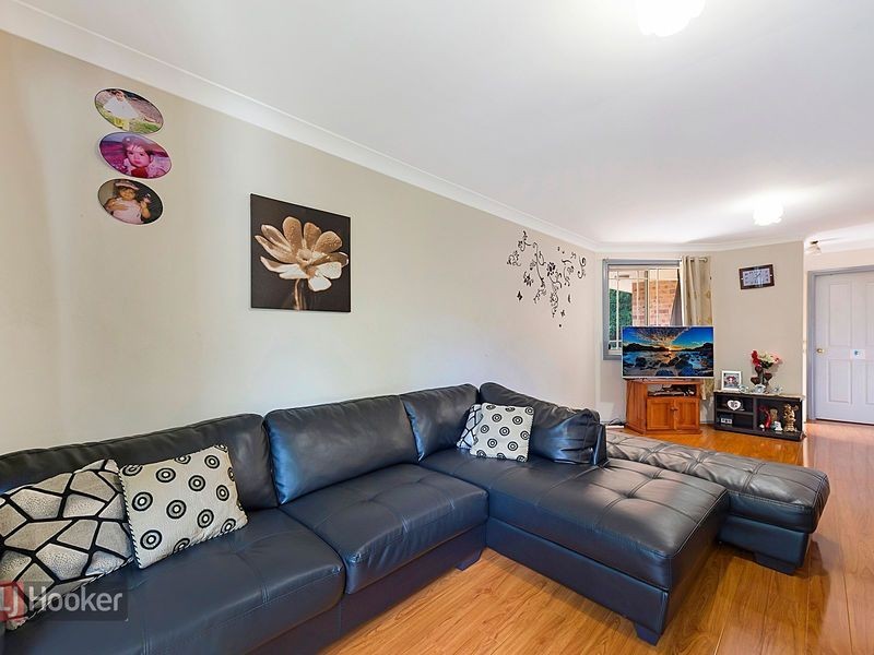 2/24 Girraween Road, Girraween NSW 2145