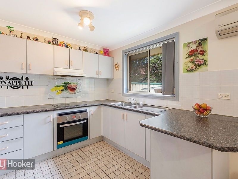 2/24 Girraween Road, Girraween NSW 2145