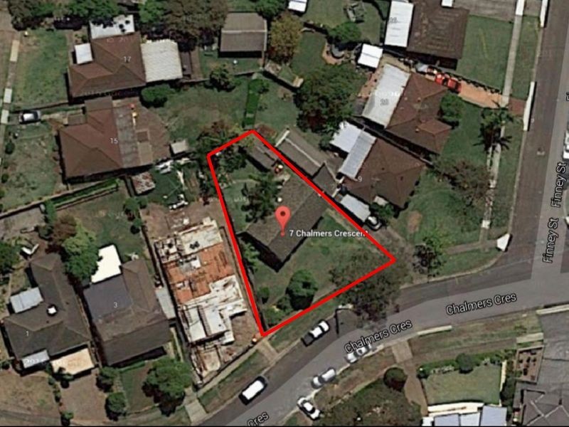 7 Chalmers Crescent, Old Toongabbie NSW 2146