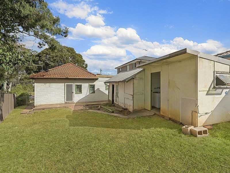 3 Valeria Street, Toongabbie NSW 2146