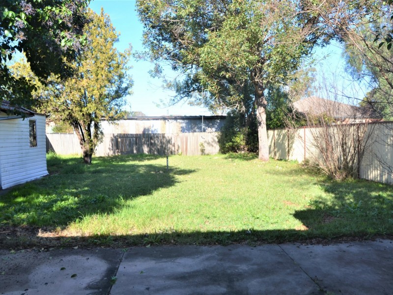 23 Junia Avenue, Toongabbie NSW 2146