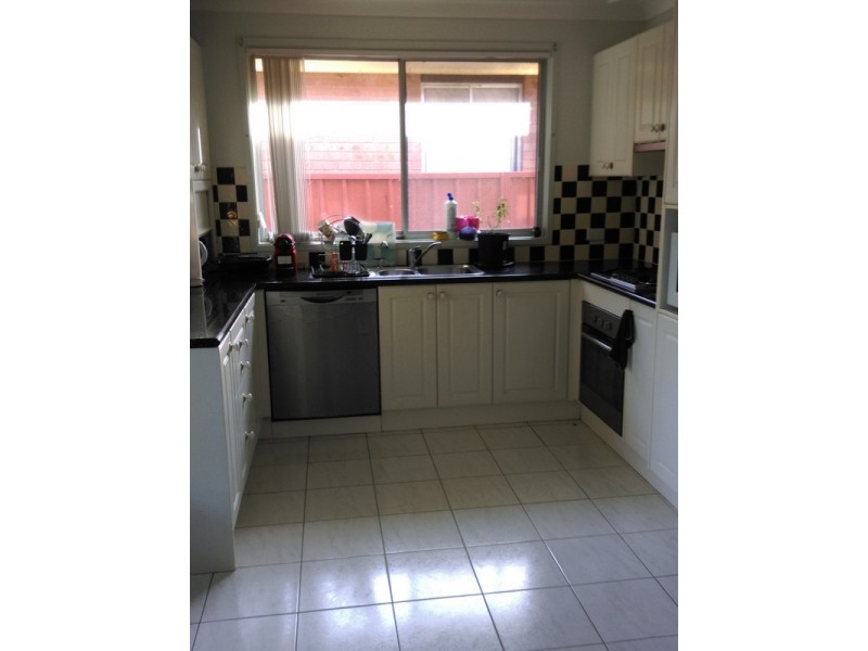 14 Tucks Road, Toongabbie NSW 2146