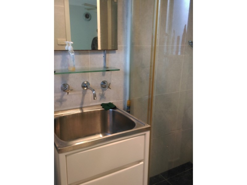 14 Tucks Road, Toongabbie NSW 2146