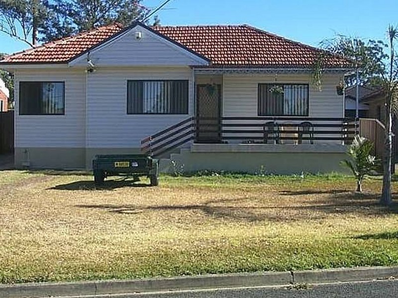 14 Andrew Place, Girraween NSW 2145