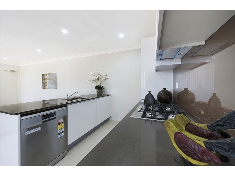 2/3-4 Harvey Place, Toongabbie NSW 2146