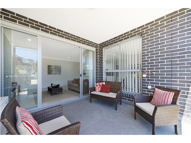 2/3-4 Harvey Place, Toongabbie NSW 2146