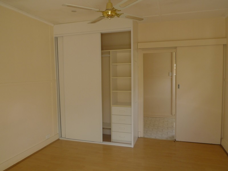 19a Junia Avenue, Toongabbie NSW 2146