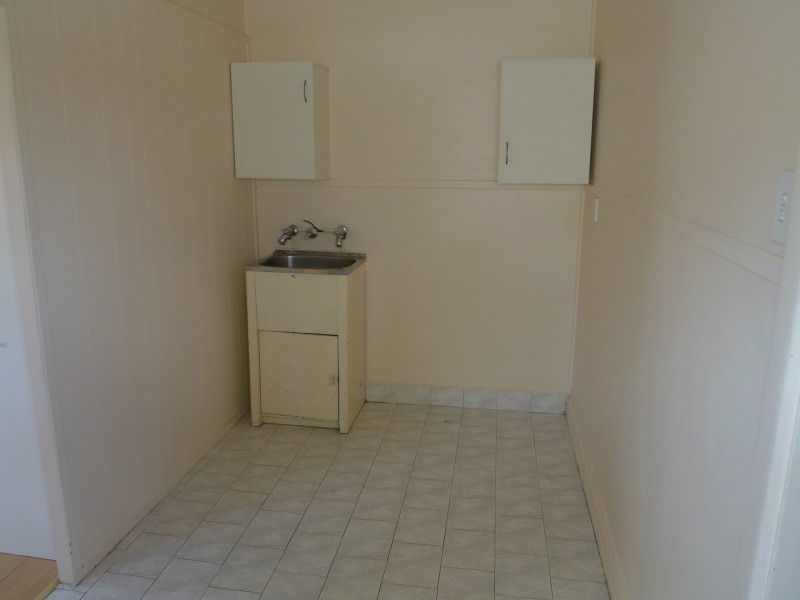 19a Junia Avenue, Toongabbie NSW 2146