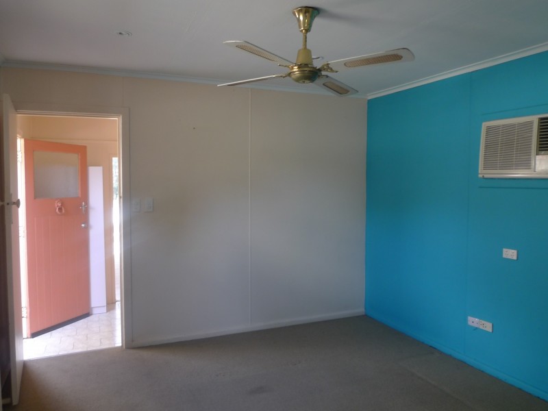 19a Junia Avenue, Toongabbie NSW 2146