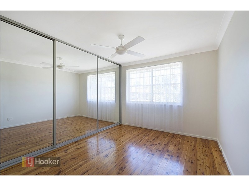 7 Valencia Crescent, Toongabbie NSW 2146