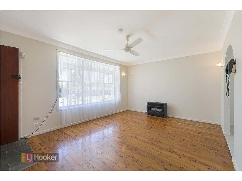 7 Valencia Crescent, Toongabbie NSW 2146