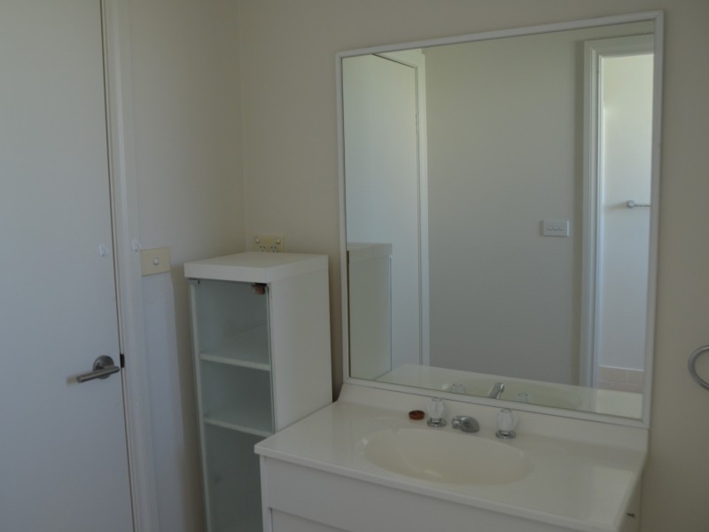 2/12 Fearn Street, Toongabbie NSW 2146