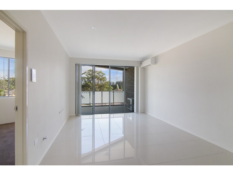 6/1-2 Harvey Place, Toongabbie NSW 2146