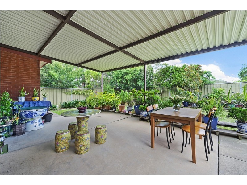 11 Fox Hills Crescent, Prospect NSW 2148