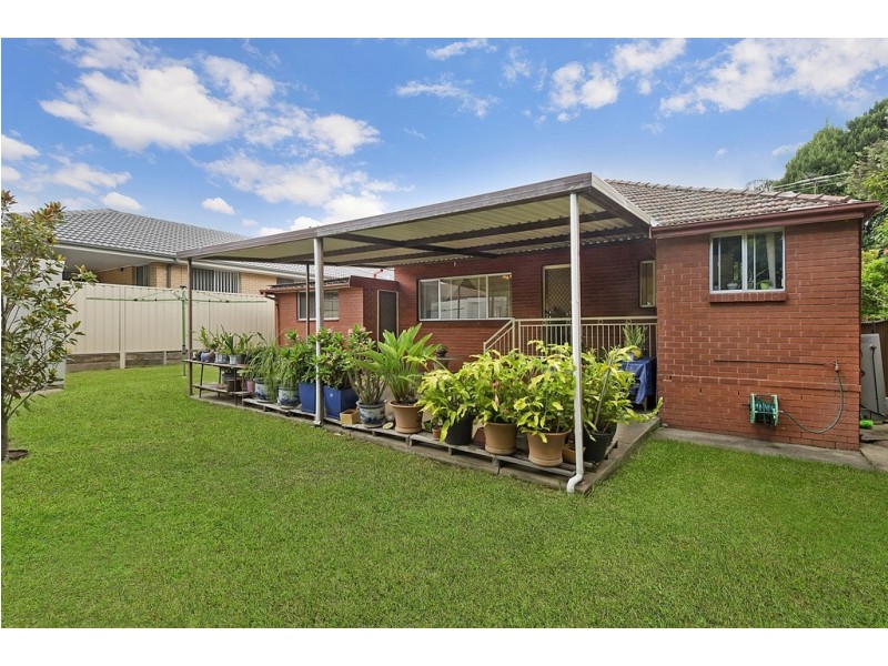 11 Fox Hills Crescent, Prospect NSW 2148