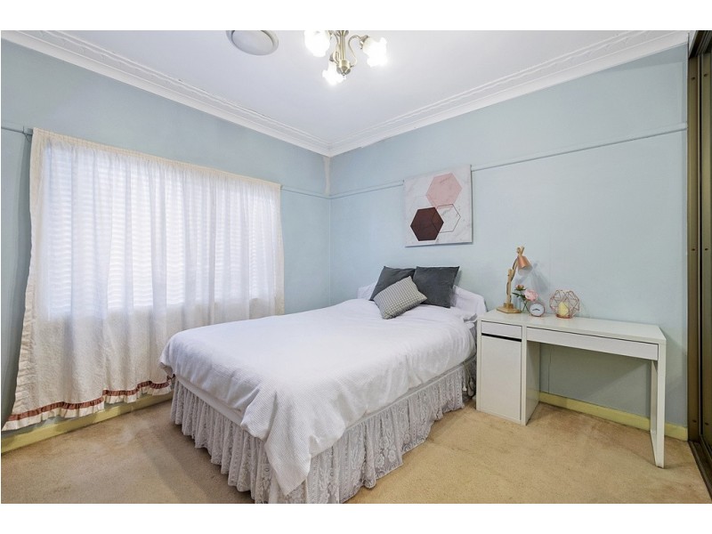 11 Fox Hills Crescent, Prospect NSW 2148